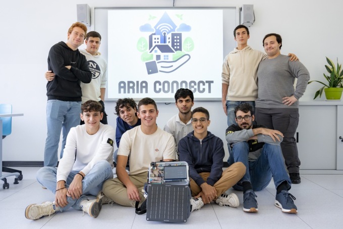 Lombardia è ricerca: lo zaino green del “Castelli” sarà premiato alla Scala da Gerry Scotti