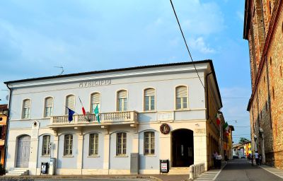 Crisi in Municipio: la minoranza si divide e Faustini perde i simboli