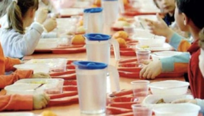 Come mangiano i nostri bambini nelle mense scolastiche? Brescia si colloca al 39esimo posto