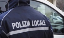 Controlli della Locale: sanzionati tre parcheggiatori abusivi, una persona irregolare e due uomini per droga