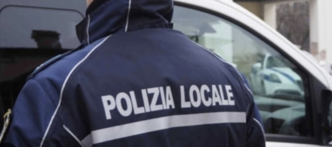 Cronotachigrafo alterato: multa da 4mila euro e due patenti ritirate