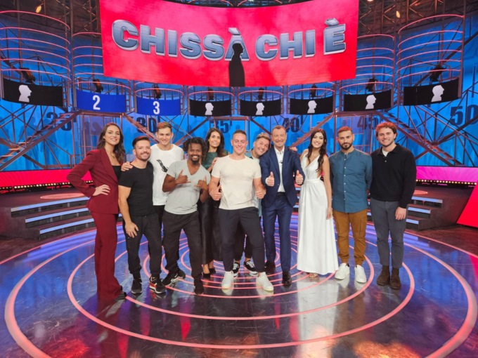 Davide Garzetti sbarca in tv con «Chissà chi è» e nella campagna «Stone Island»