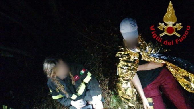 Limone sul Garda: coppia di ragazzi inglesi soccorsa dai Vigili del Fuoco sul sentiero di Zete di Ranzo
