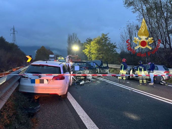 Scontro tra auto sulla Sp510 a Pisogne, cinque le persone coinvolte