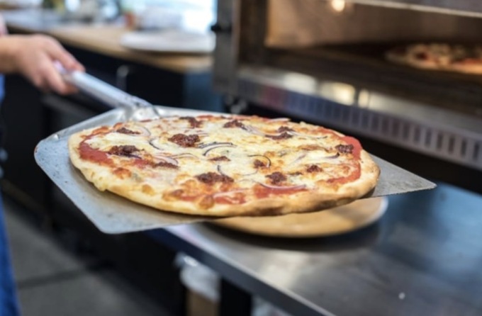 Top World Artisan Pizza Chains 2024: quattro pizzerie bresciane tra le migliori 50 al mondo