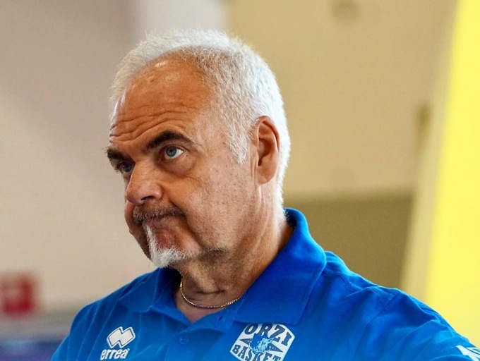 Orzinuovi Basket, esonerato l’allenatore