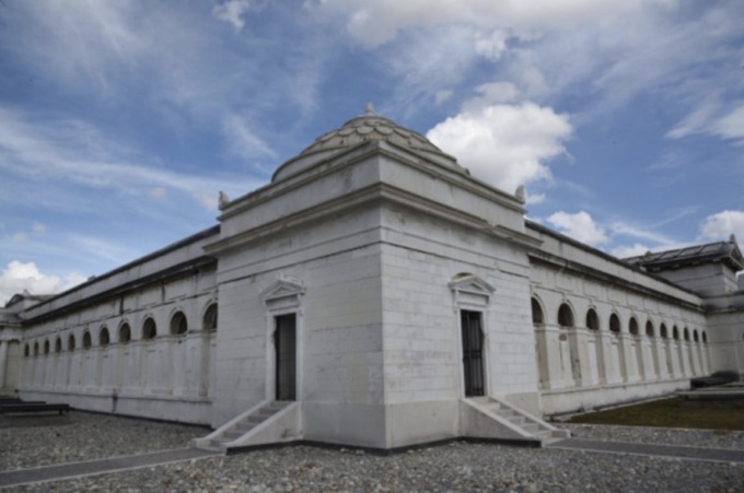 Cimitero Vantiniano, bimbi mai nati: assolte le due dipendenti comunali