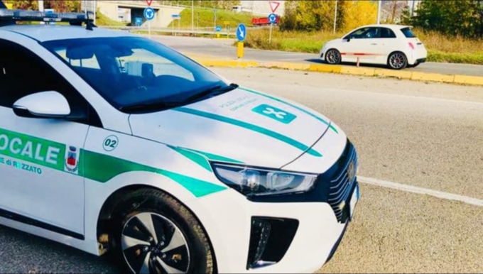 Provocano incidenti e scappano: la Locale identifica cinque conducenti negli ultimi 20 giorni