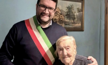 Compleanno a tre cifre per la signora Pierina che compie 102 anni