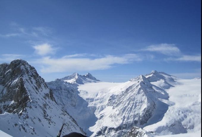 Dispersi sull’Adamello: individuata la salma di uno dei due alpinisti inglesi