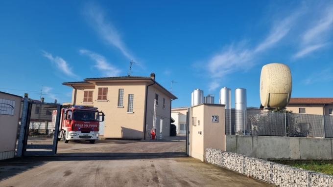 Infortunio sul lavoro a Orzinuovi, grave un ventenne