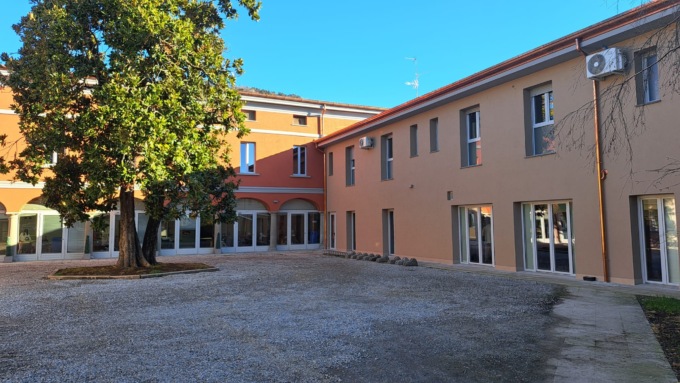 Taglio del nastro alla Rsa di Cologne dopo il lifting da 7 milioni