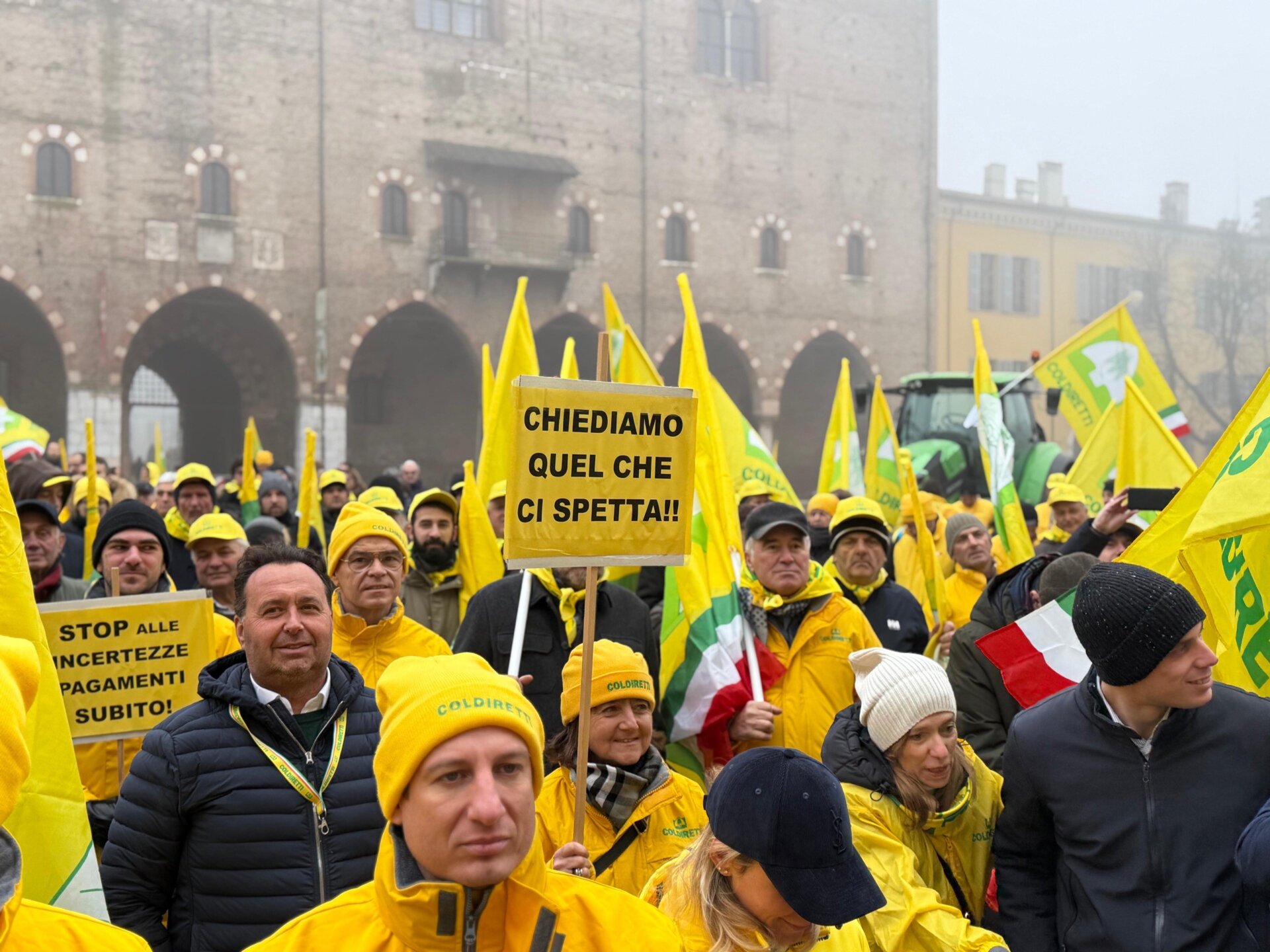 un momento della mobilitazione a Mantova