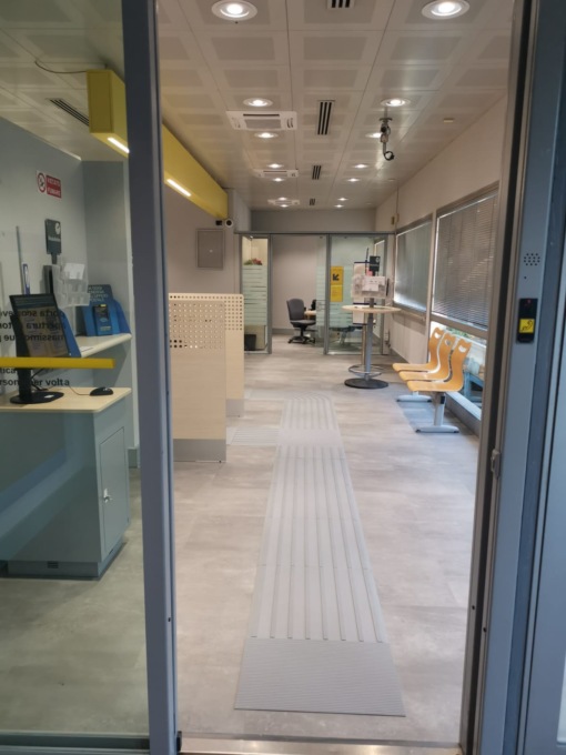 Gardone Riviera: riaperto al pubblico l’ufficio postale