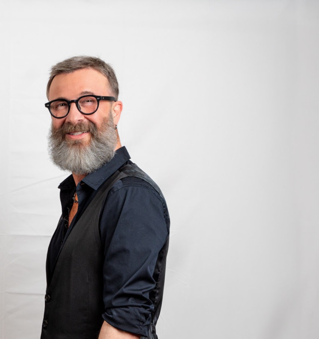 Marco Masini, con “Ci vorrebbe ancora il mare” sbarca al Clerici