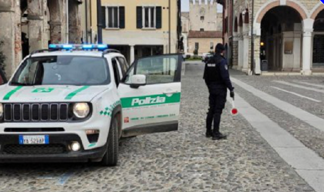 Usa il pass disabili di un morto