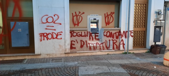 Vandali in azione a Montichiari
