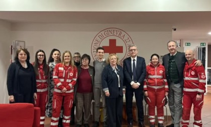 Visita del Prefetto ai volontari della Croce Rossa di Brescia