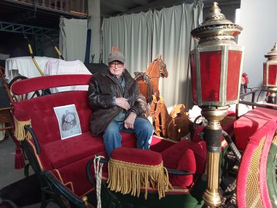 L’arte senza tempo di Pierluigi Beschi, a Montichiari il re delle carrozze