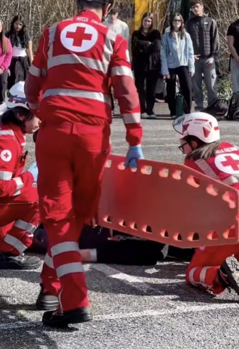 “Compito di realtà”: simulazione di un incidente stradale per educare alla sicurezza