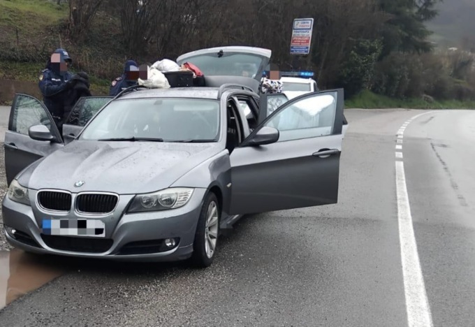 La truffa: fingono di essere restati senza benzina e senza soldi, due uomini fermati a Vestone