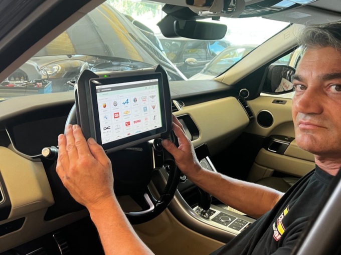 Fiducia e professionalità: così Mossini Auto cresce