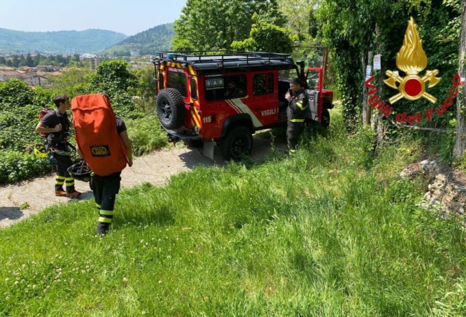 Cade in montagna, intervento di Vigili del Fuoco e Soccorso Alpino a Nave
