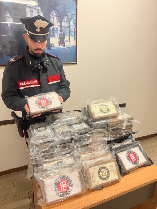 Detenzione di droga: arrestato un 62enne a Brescia