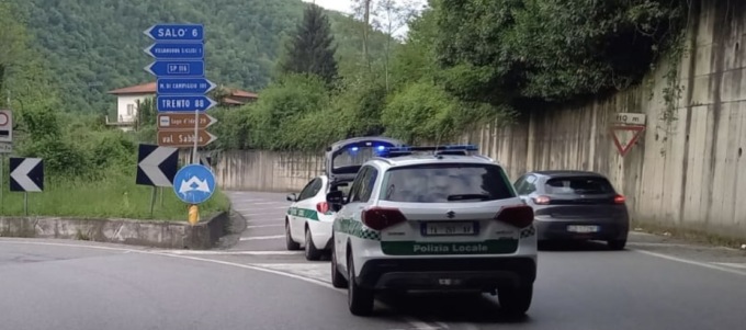 Entra in contromano in tangenziale, tragedia sfiorata