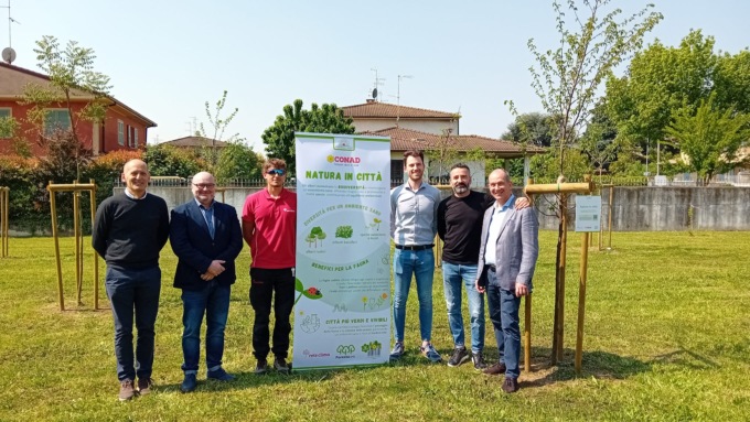 Ospitaletto, taglio del nastro per il bosco urbano di via don Pietro Pea