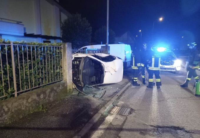 Causano un sinistro a Villanuova sul Clisi e si danno alla fuga: individuati i due giovani