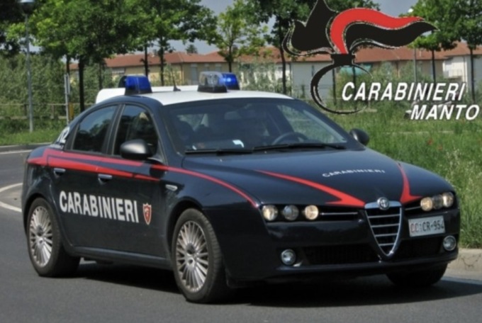 Doppio furto a Castiglione delle Stiviere: rubati un televisore e denaro da un distributore di bevande