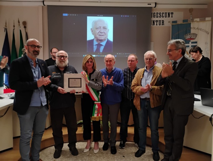 Conferita la cittadinanza al Generale Rocca