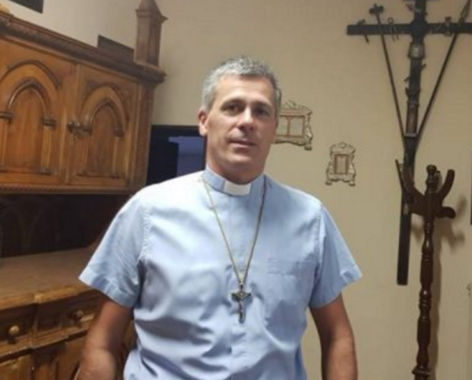 Don Jordan ammette il possesso dei file pedopornografici, ma ne nega la produzione