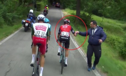 La coca cola più cara del mondo è costata ben 533 euro a Giosué Epis, in sella al Giro d’Italia