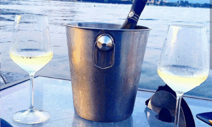Champagne, vista lago e fuga: clienti scappano senza saldare il conto