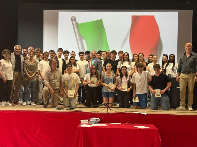 Gussago: consegnati gli assegni di studio ai ragazzi meritevoli