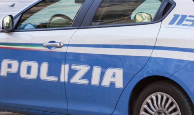 Marito violento, a pochi giorni dall’arresto viola il divieto e si avvicina a casa della moglie