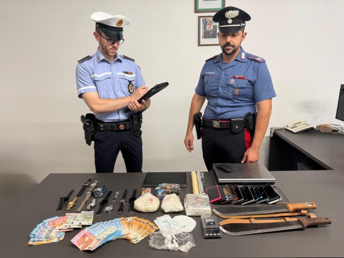 Spaccio e armi a Pezzaze: quattro finiscono in manette