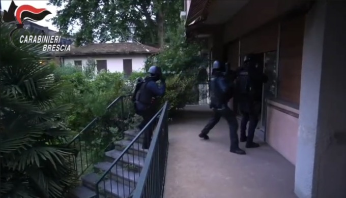 Traffico e detenzione illecita di stupefacenti: dieci in carcere