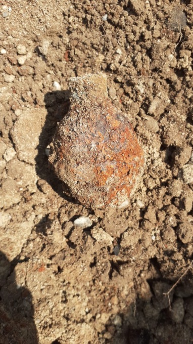 Ristrutturazione con sorpresa: un ordigno bellico alla scuola di Bagnolo Mella