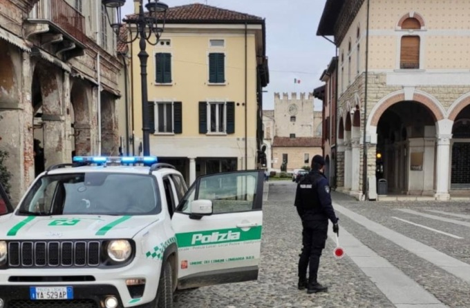 Orzinuovi, giro di vite per la sicurezza: Polizia locale al lavoro