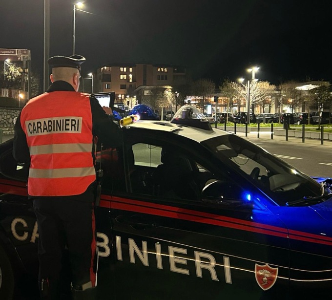 Carabinieri di Brescia: in manette una persona, cinque denunciate in diverse zone della provincia