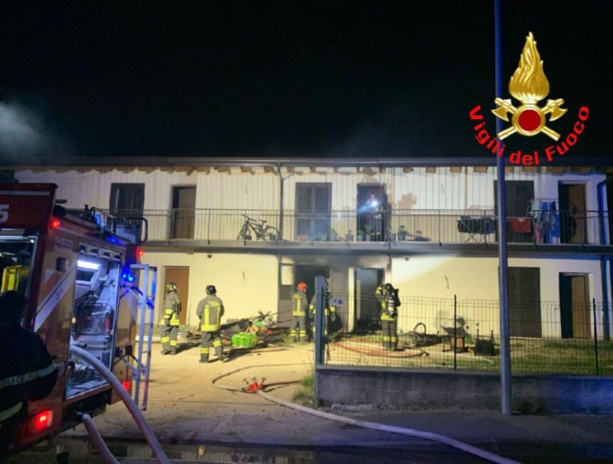 Ciliverghe di Mazzano: appartamento in fiamme