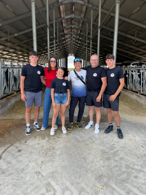 L’alpinista Simone Moro a “scuola” da Malghe rosse