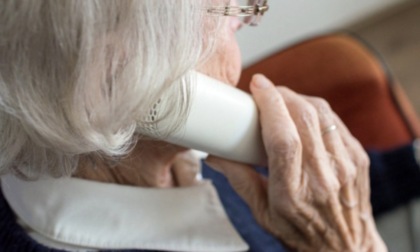 Si spaccia per il nipote: “Sono in ospedale, servono soldi per le cure”, sventata truffa ad anziana