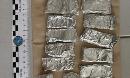 Spaccio: scattano le manette per un 32enne, applicato il Daspo Willy