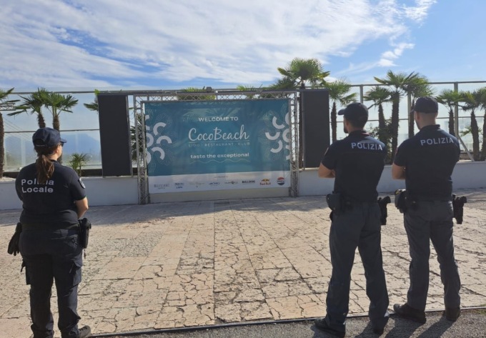 Spettacolo in scena ma senza licenza: chiuso il Coco Beach Club di Lonato del Garda