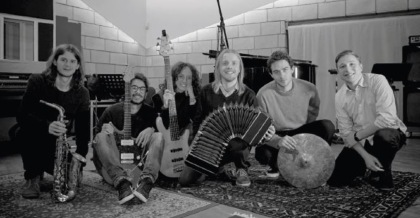 Sueño in concerto sulla spiaggia della Limonaia Pra’ dela Fam