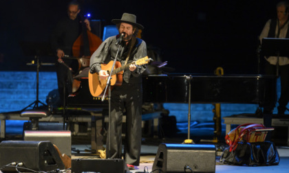 Vinicio Capossela: sul palco del Tener-a-mente Festival un viaggio tra musica, poesia  e riflessione